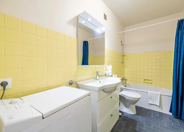 Bright With Parking Near & Old Town